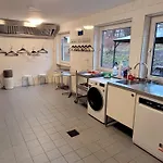 Bayvista-appartement Mit Terrasse Und Bergblick By Interhome * Lam